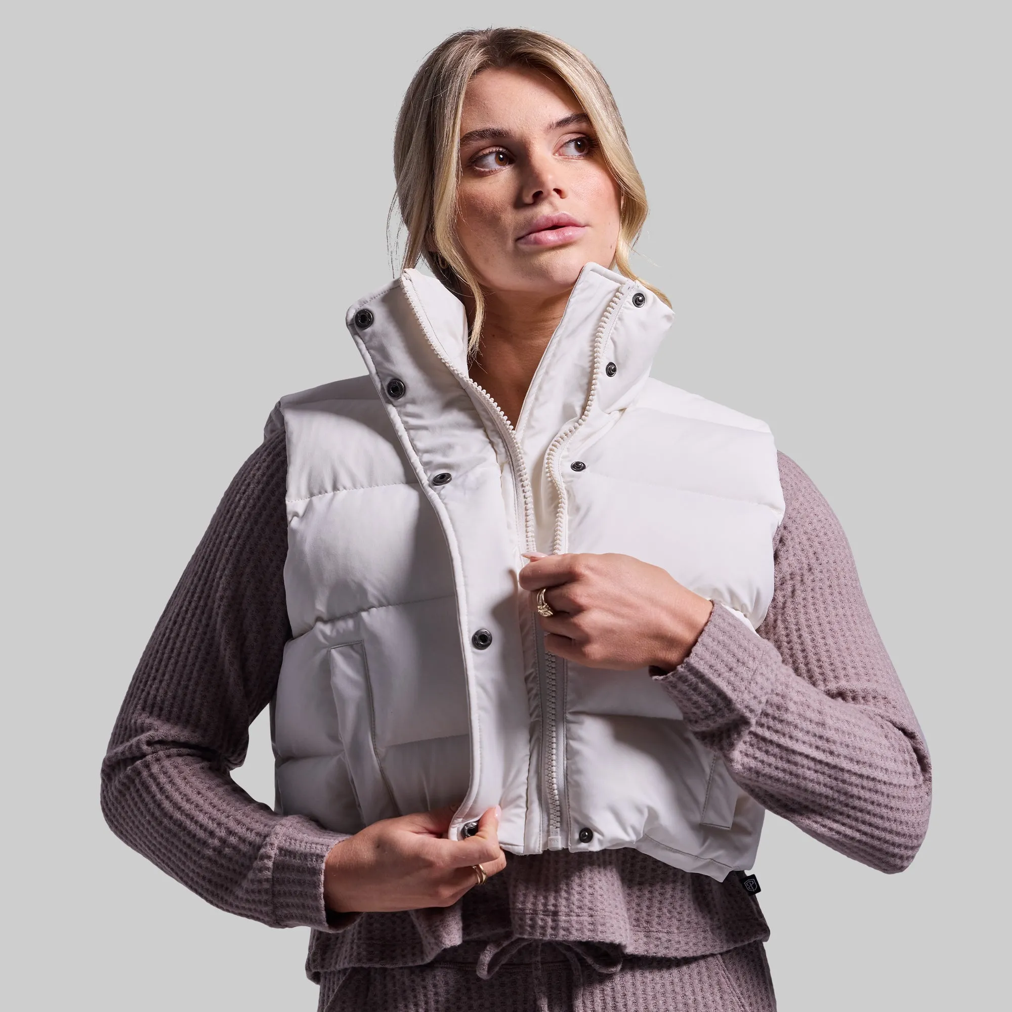 Fireside Cropped Puffer Vest (Ivory)