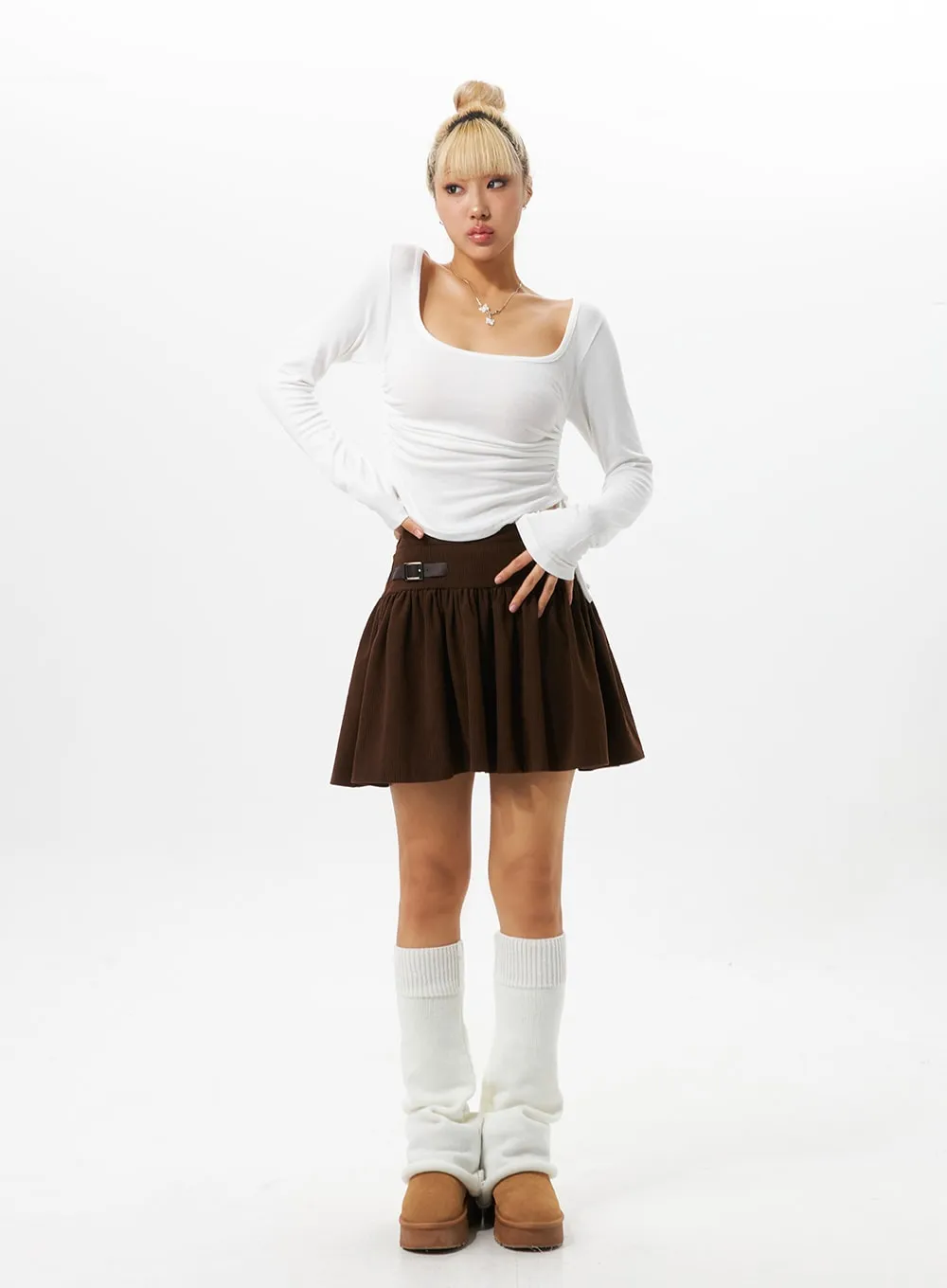 Pleated Corduroy Skirt with Buckle IO324