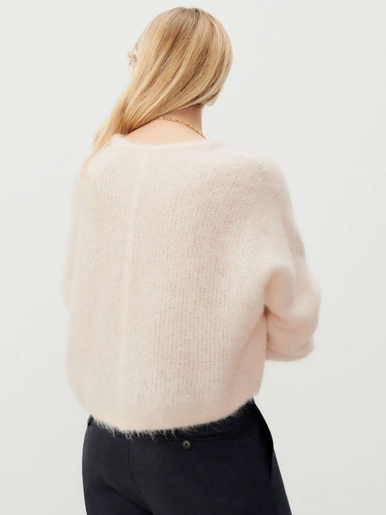 Tyji Cropped Sweater in Ballerina Pink